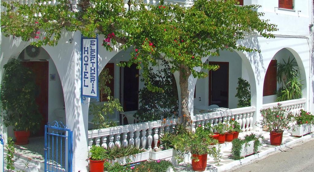 Hotel Eleftheria Páros Eksteriør billede